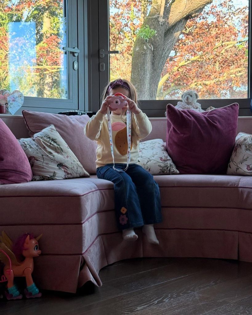 Sharon posted tender photos of his daughter Blu, who this 2025 will turn 5.