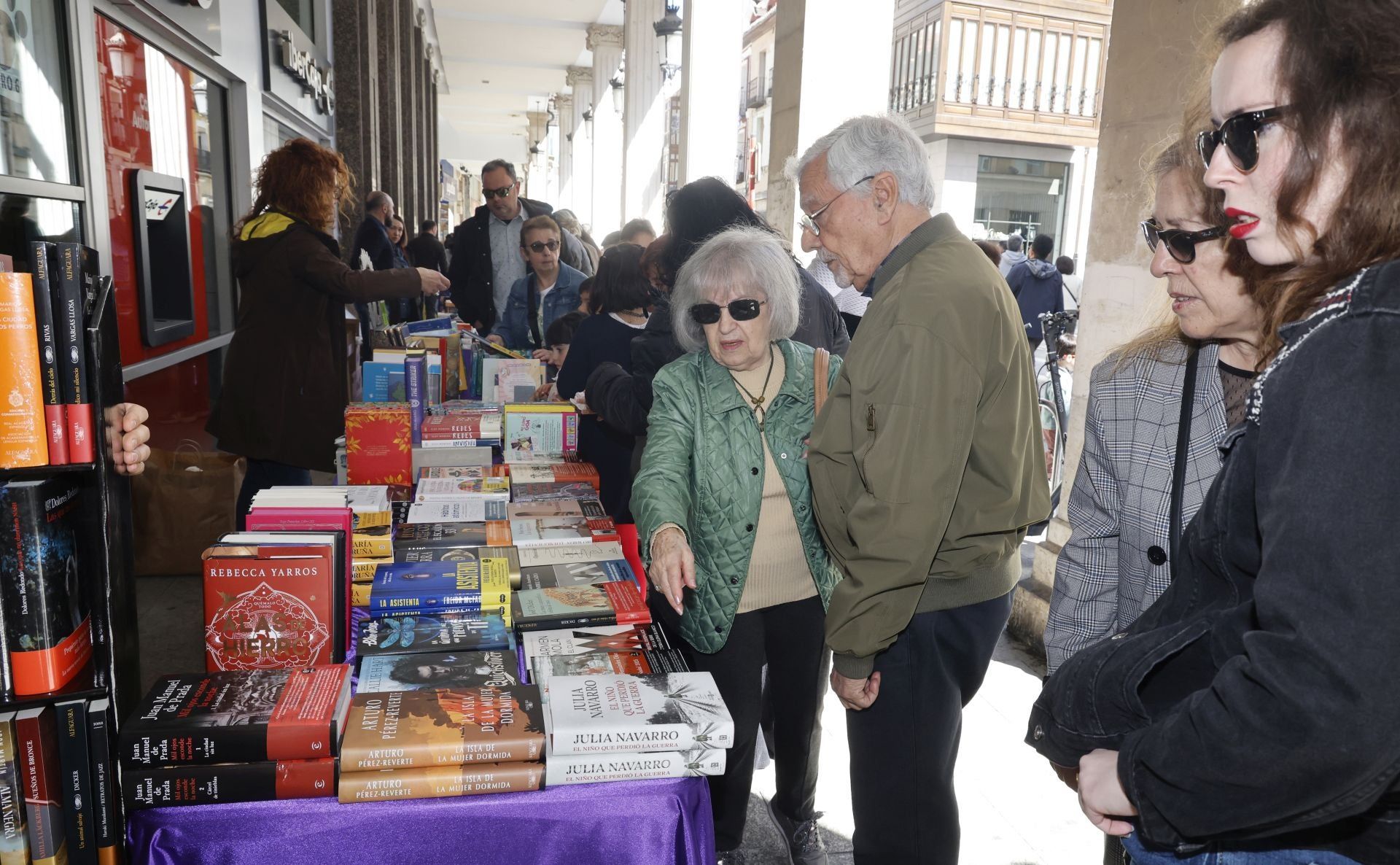 Books take the main street of Palencia