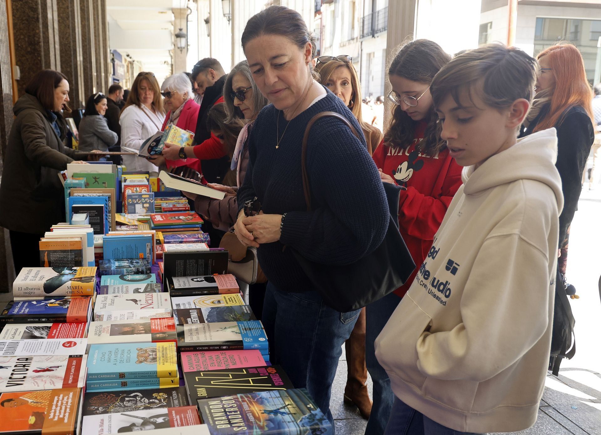 Books take the main street of Palencia