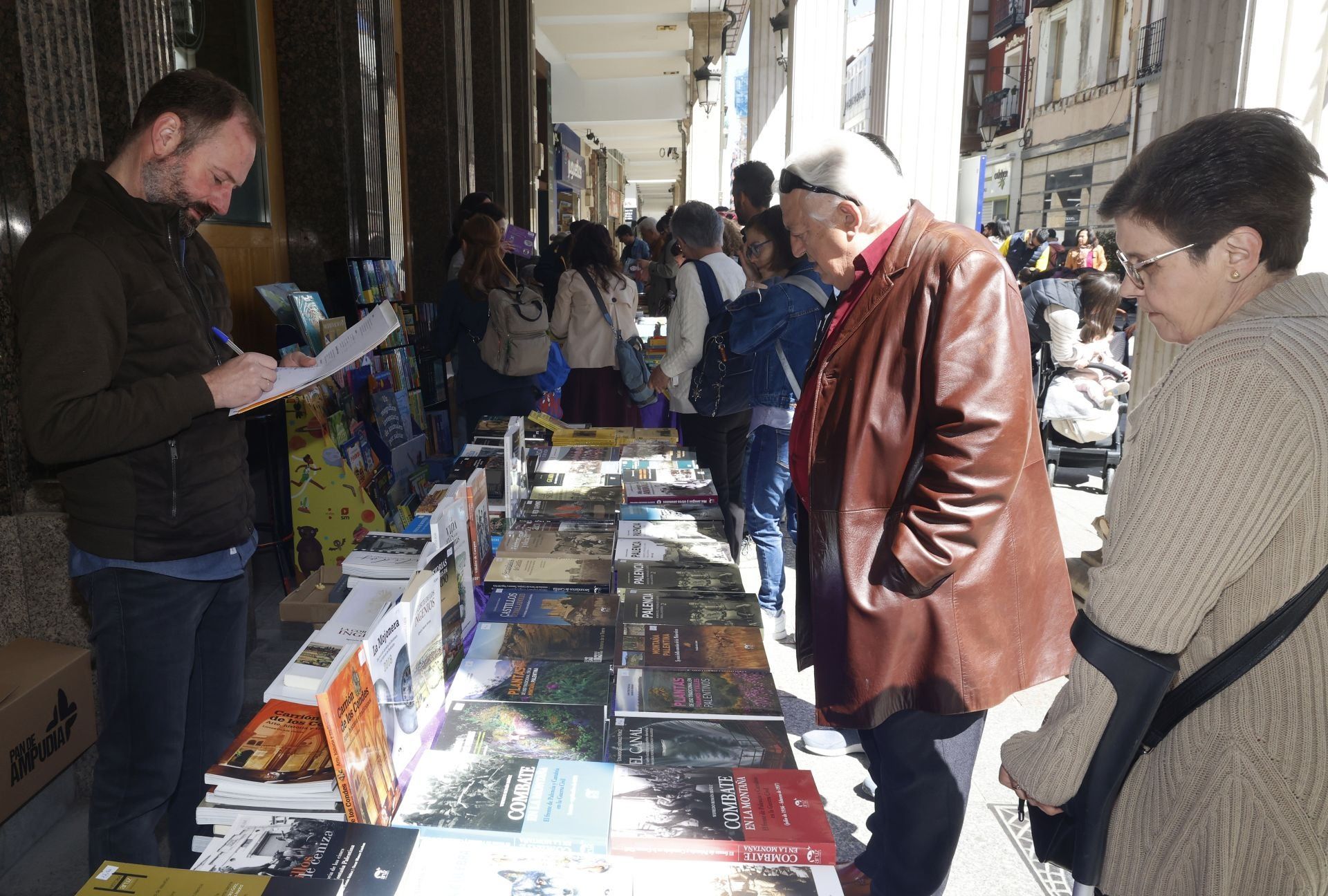 Books take the main street of Palencia