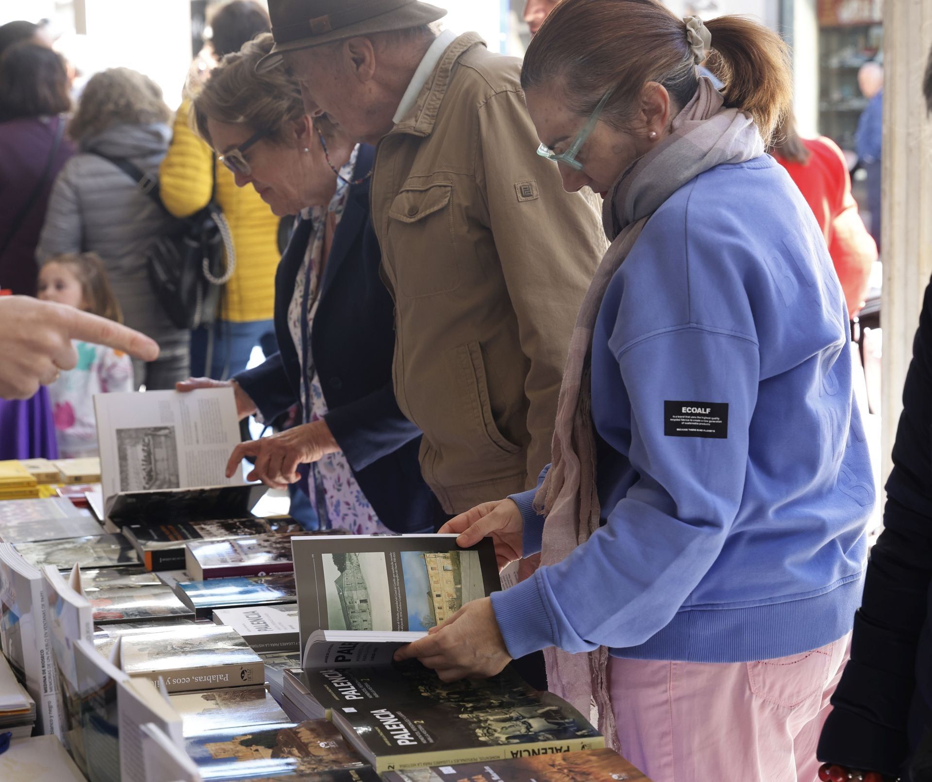 Books take the main street of Palencia