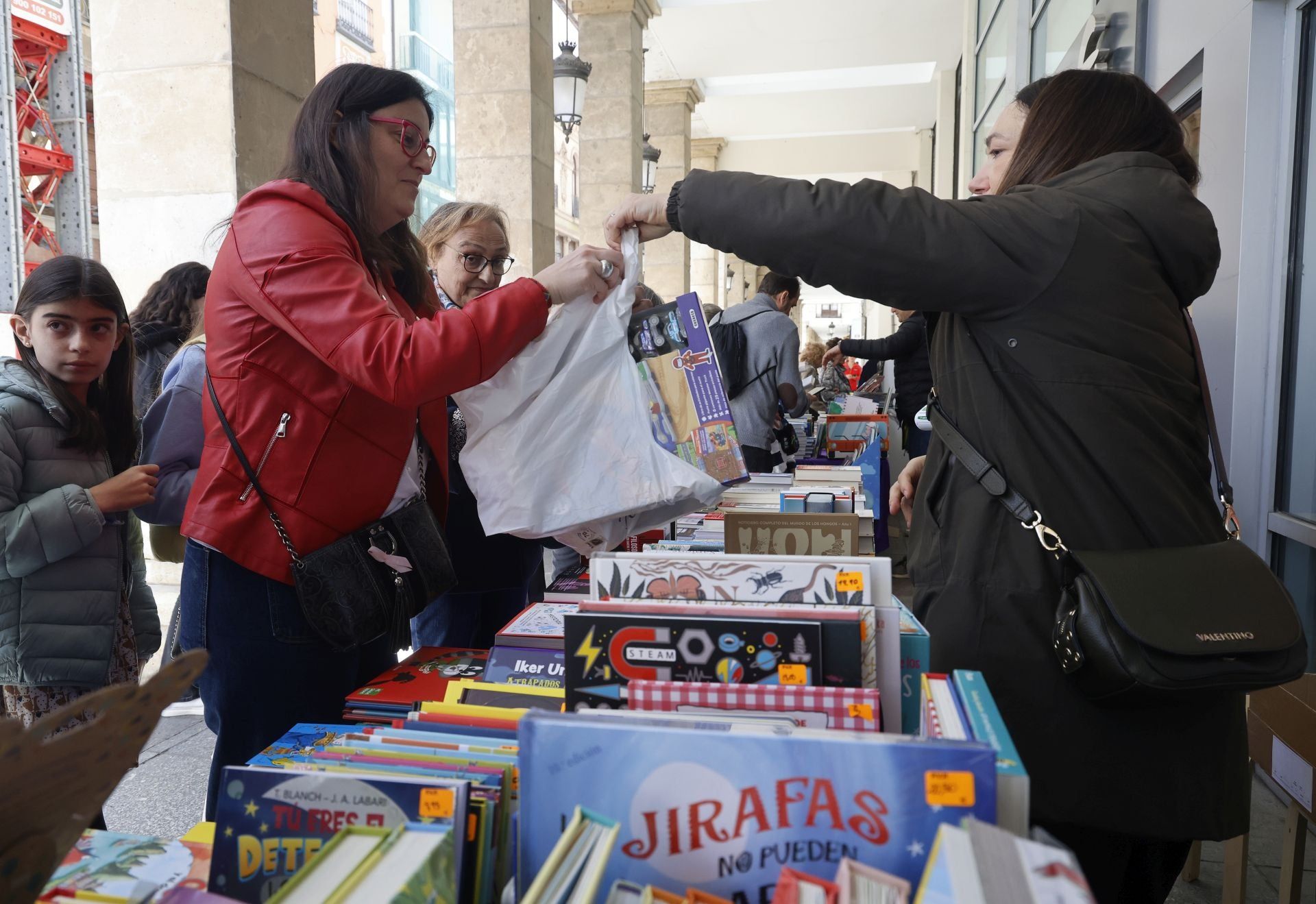 Books take the main street of Palencia