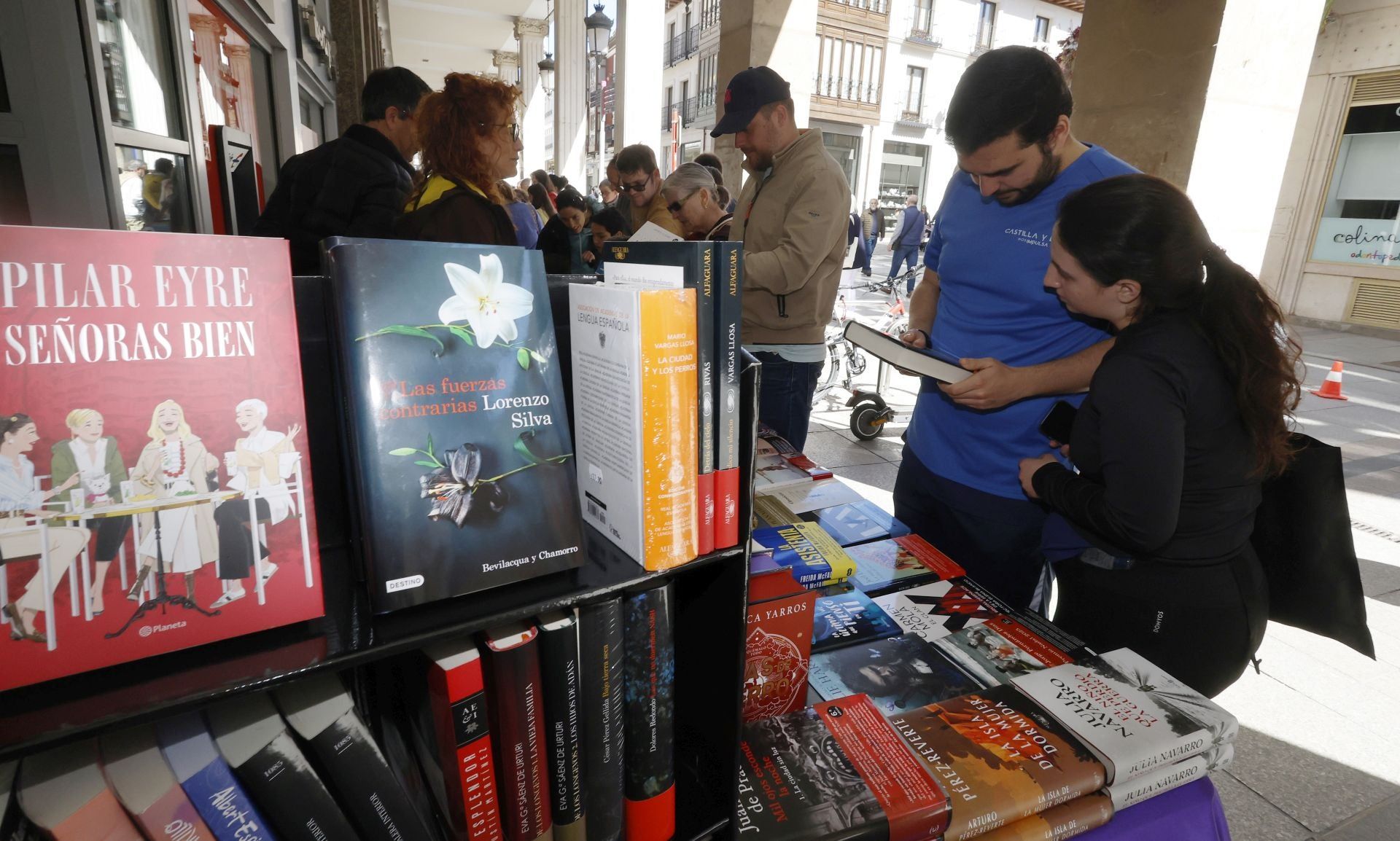 Books take the main street of Palencia