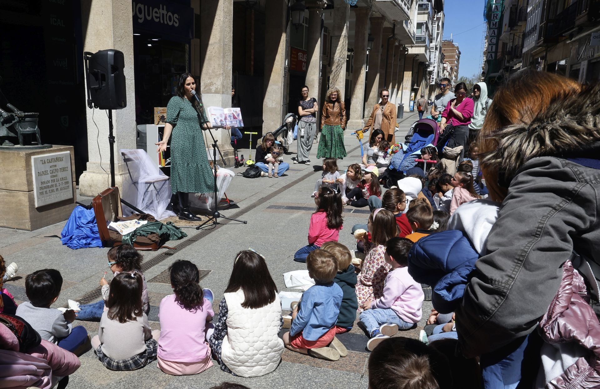 Books take the main street of Palencia