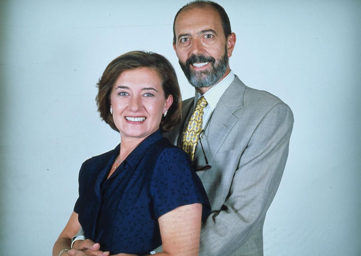 Secondary image 1 - Miguel Fill and Alfredo Landa in 'El Crack', with Beatriz Carvajal in the series 'Companions' and in 'Time later', by José Luis Cuerda.