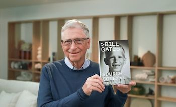 Bill Gates presents his memoirs,