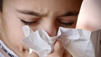 RACE TOS, NASAL SECRECION, INFECTION