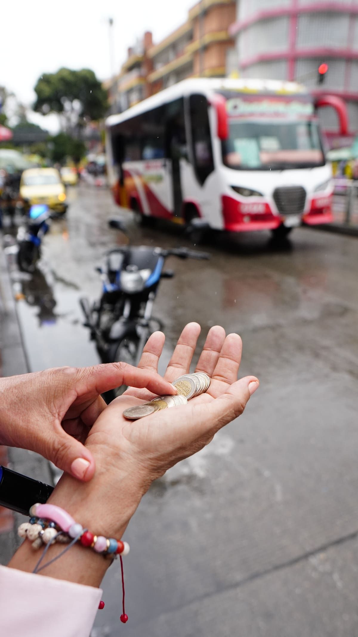From the Coins to QR: Thus I would change its way of paying the urban bus. (Photo: Marco Valencia / Vanguardia)