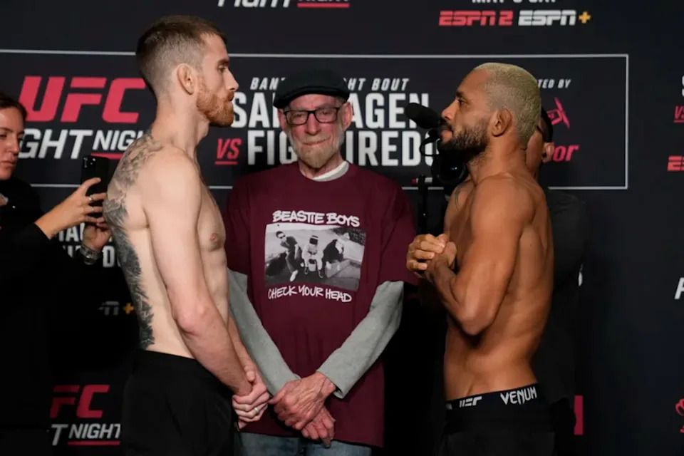 Ahead of their UFC Des Moines main event, Cory Sandhagen and Deiveson Figueiredo have a staredown.(via Zuffa LLC)