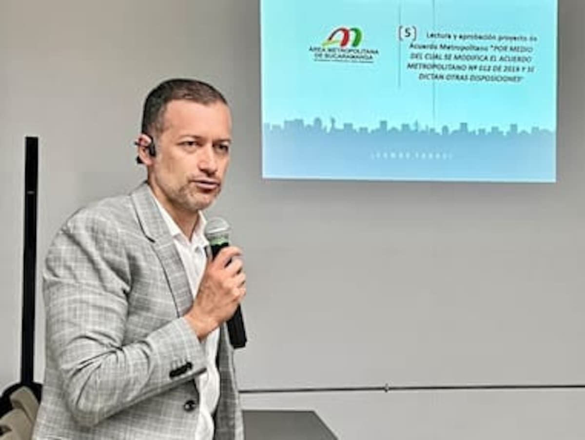 John Manuel Delgado Nivia, director of the Metropolitan Area of Bucaramanga.