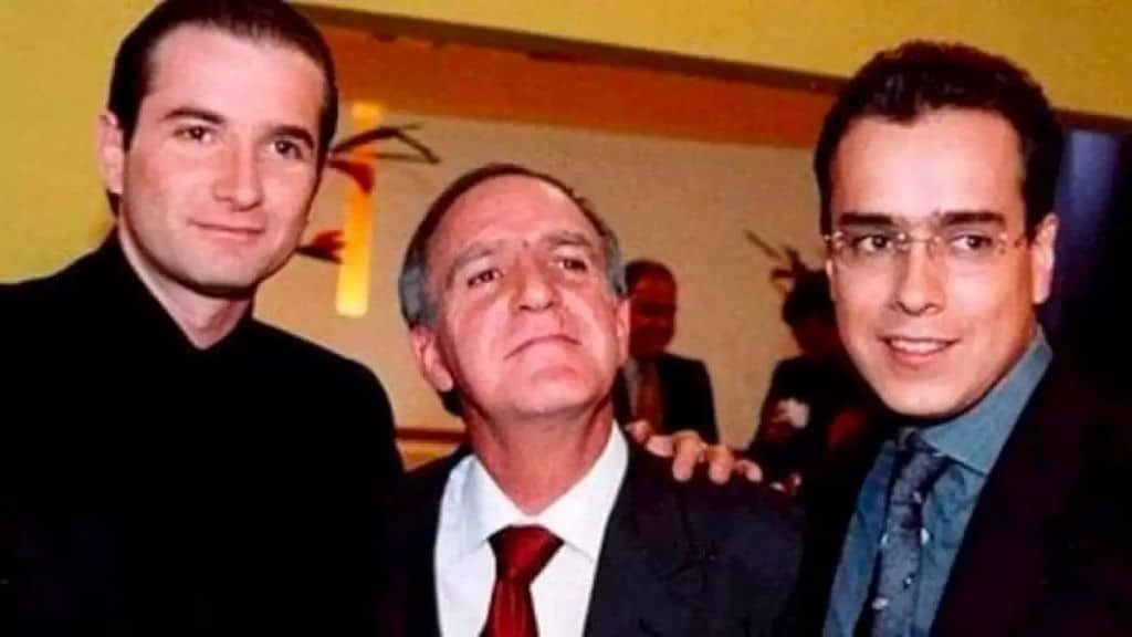Jorge Enrique Abello has shown his affection publicly to his father in fiction
