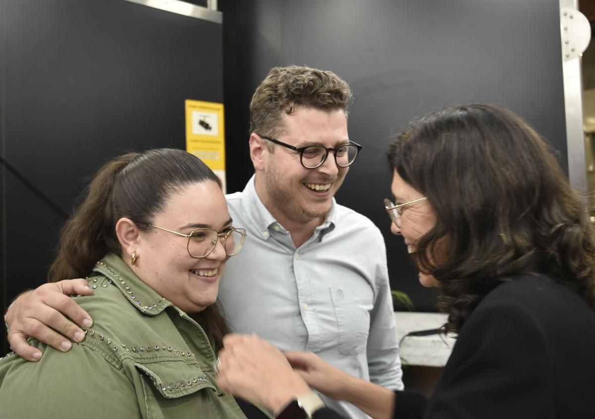 Secondary image 1 - Arturo García Agüera receives congratulations after his choice.