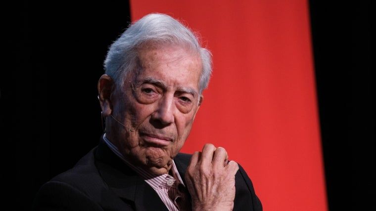 Álvaro Vargas Llosa clarifies the true cause of death of his father