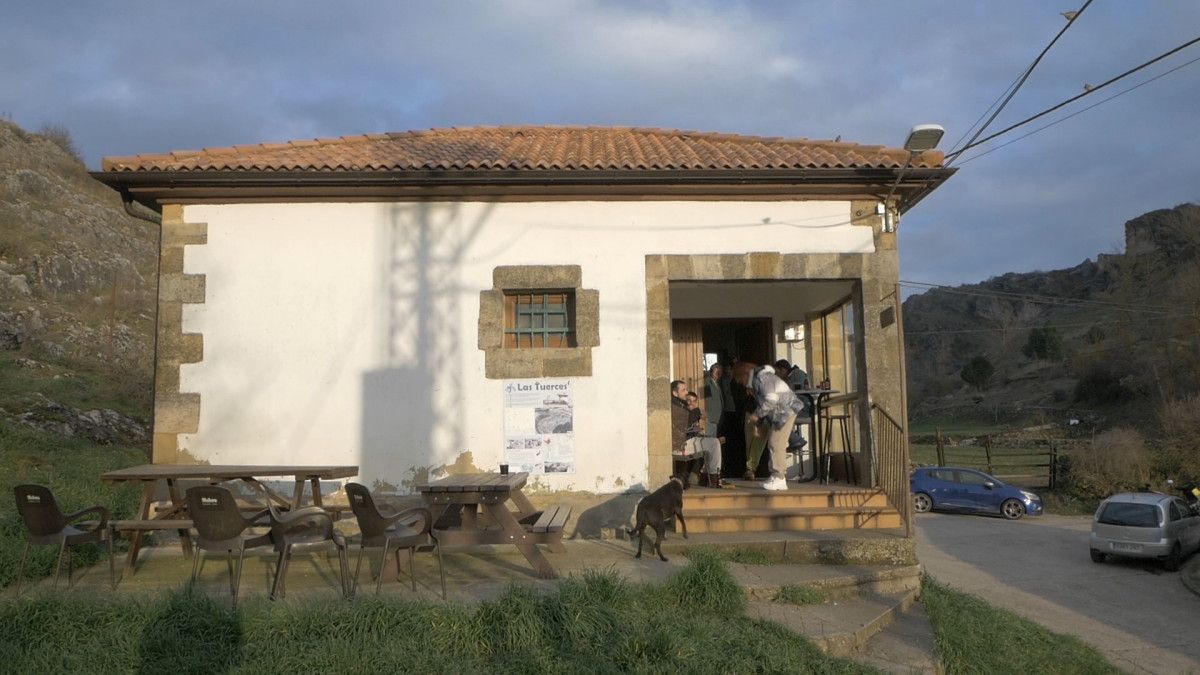 DOCUMENTARY TELECLUB MONTAU00F1A PALENTINA