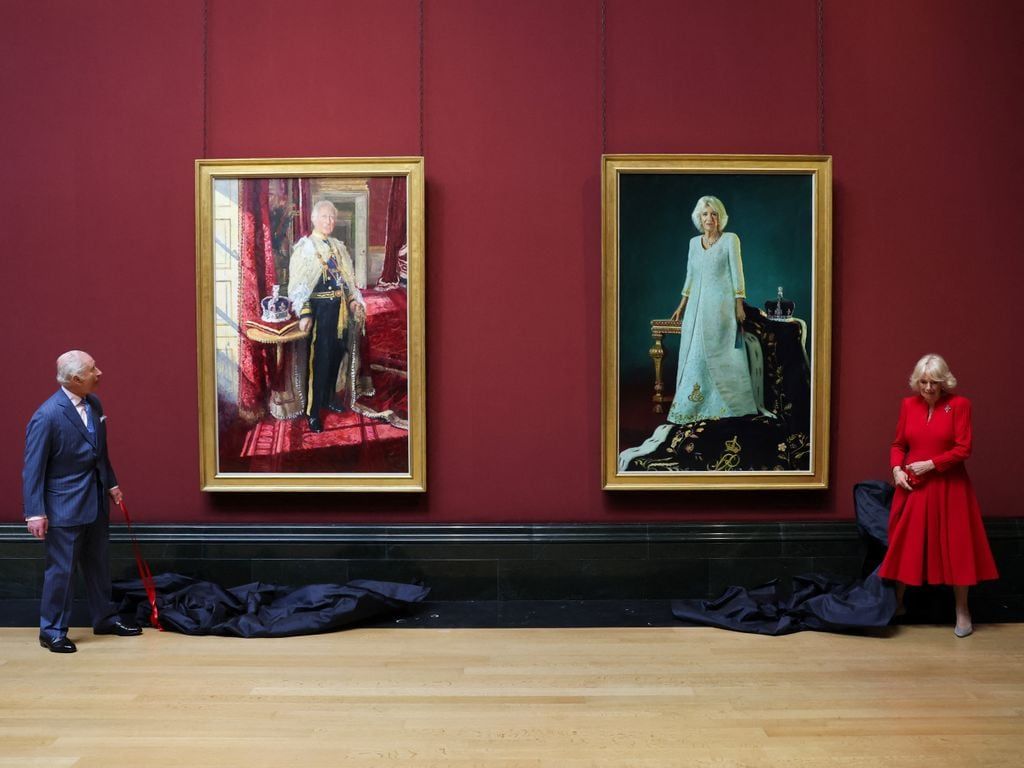 The Kings Carlos and Camilla before their coronation paintings