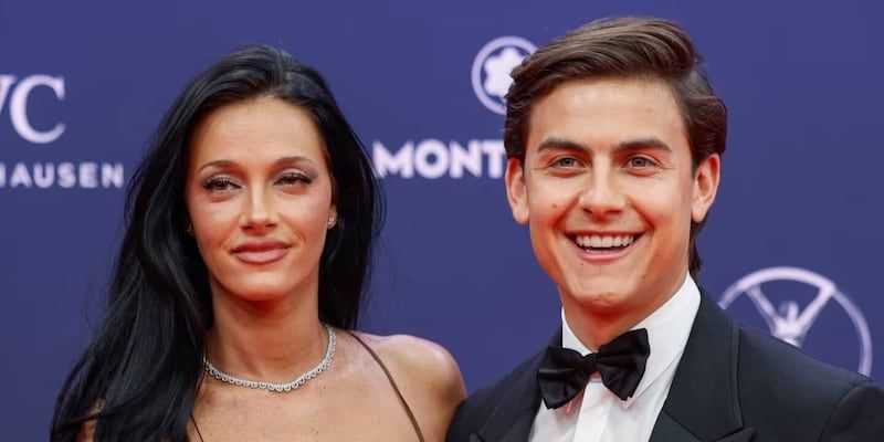 Paulo Dybala and Oriana Sabatini decided to enlarge the family and the player announced it to pure emotion: