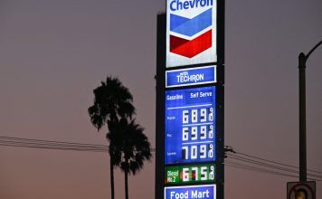 Mike Wirth warns of Venezuela's possible exit Mike Wirth warns of Venezuela's possible exit