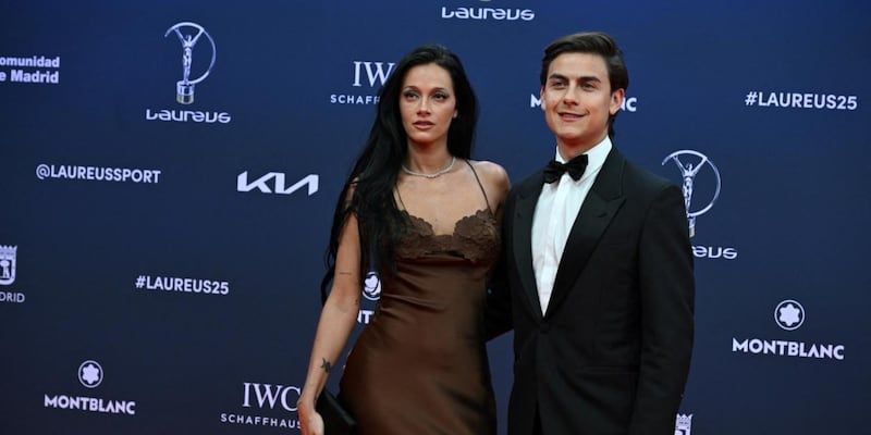 Paulo Dybala and Oriana Sabatini decided to enlarge the family and the player announced it to pure emotion: