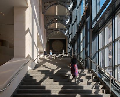 Main staircase of the Sainsbury Wing.