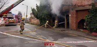 THE HOUSE AFTER THE WORK HOURS OF THE PUMPS