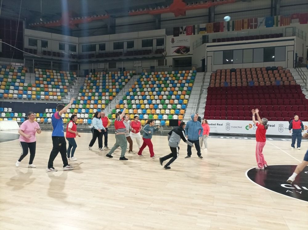 Caserío promotes inclusive handball