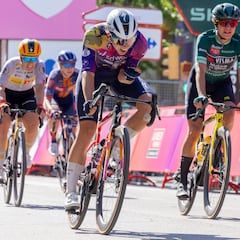 Double Victoria de Gerritse: Bend to you and she is the new leader