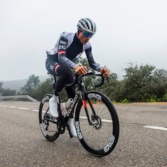 One day with Juan Ayuso