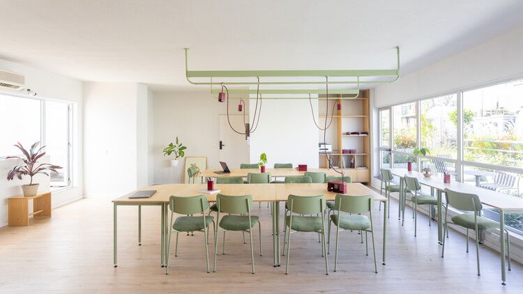 MIRADOR OFFICE / DODDS STUDY - INTERIOR PHOTOGRAPH, DINING ROOM, TABLES, WOOD, CHAIRS, LIGHTING, GLASS