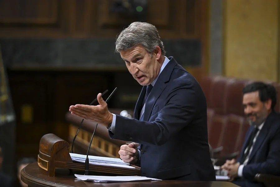 Feijóo Expenditure Defense Pedro Sánchez Congress