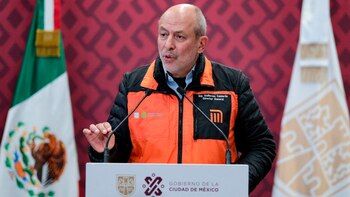 Guillermo Calderón left the address