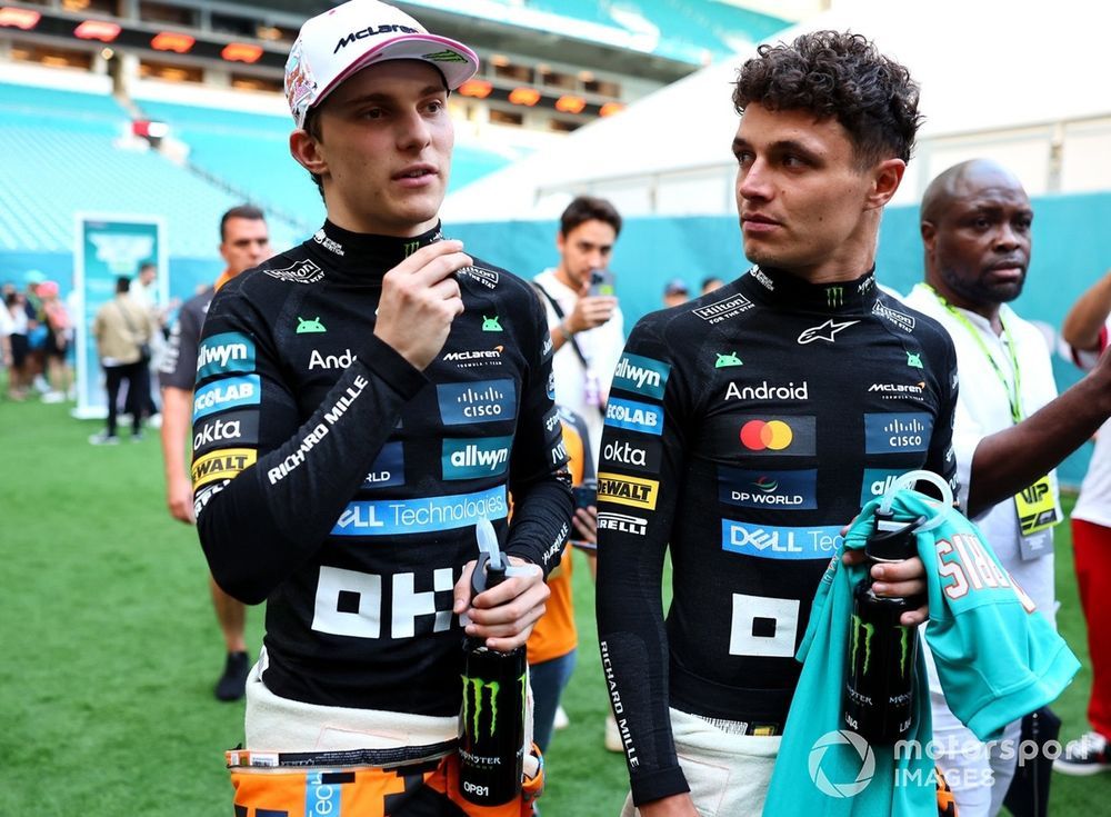 Lando Norris, McLaren, Oscar Piastri, McLaren