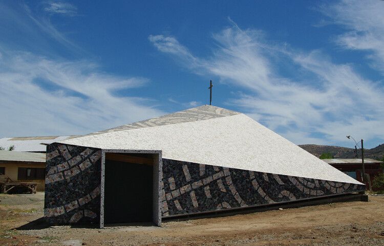 Architecture and spirituality: 12 churches and chapels in Latin America - Image 6 of 16