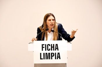 Silvia Lospenno is the main