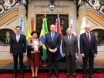 Argentina seeks to open opportunities and