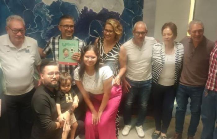 He threw goal! Gerardo Lugo presented his book: “Washito, dreams of his ball”