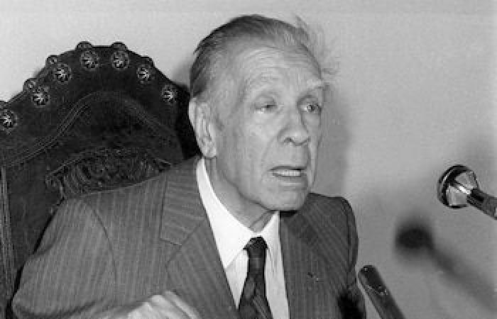 Juan Cruz and his life with the writers: “Borges played all the time, he sang, he was like a boy”