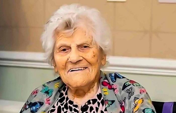 This is the longest person in the world: he is 115 years old