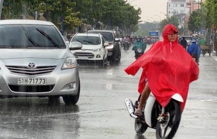 This evening, Ho Chi Minh City has rain after many hot days