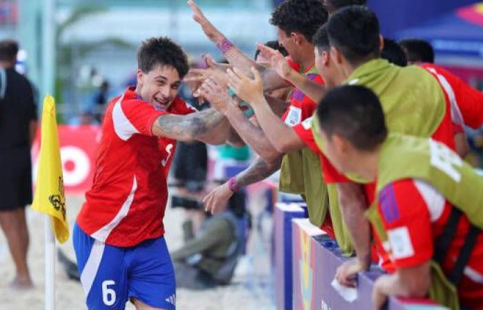 Chile defeated Tahiti in his debut at the World Cup in Football Playa
