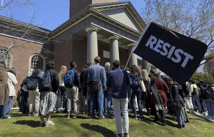 Donald Trump against Ivy League