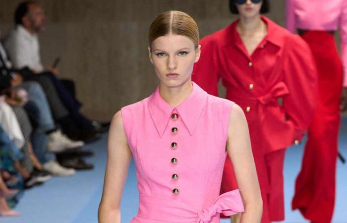 10 Carolina Herrera looks with shirt dresses and midis to be the most elegant and best dressed in spring-summer