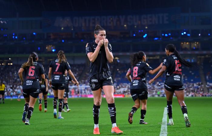 Rayadas first hits the semifinal against Pachuca