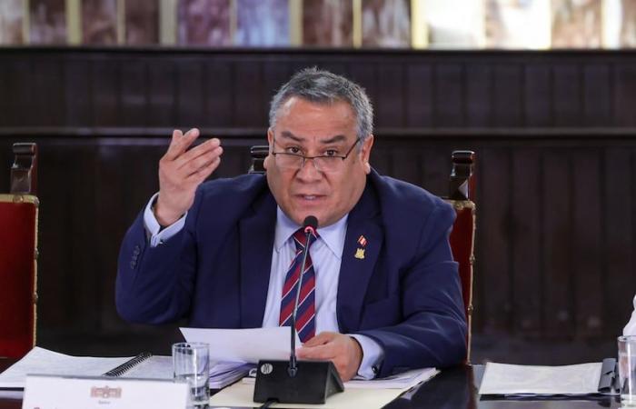 Gustavo Adrianzén: Congressmen reach signatures to present a motion of censure against prime minister after murders in Pataz | Congress | last | POLICY
