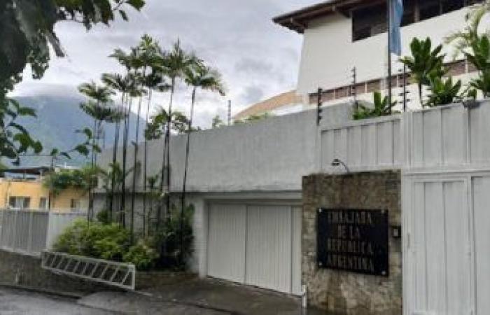 Machado celebrates “epic rescue” of asylum opponents at the Argentine Embassy in Caracas