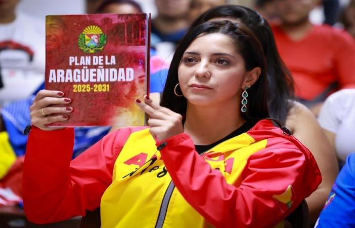 Candidate Joana Sánchez presents the plan of Araguity to the sports sector