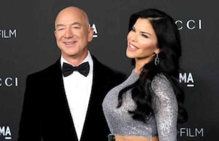 Grammy winning artist who could sing at Jeff Bezos and Lauren Sánchez’s wedding