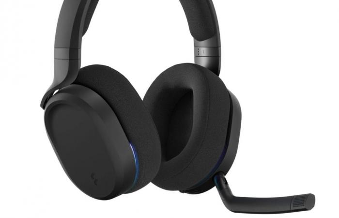 Fractal launches its first scape headphones for gaming, without cable and with wireless load base