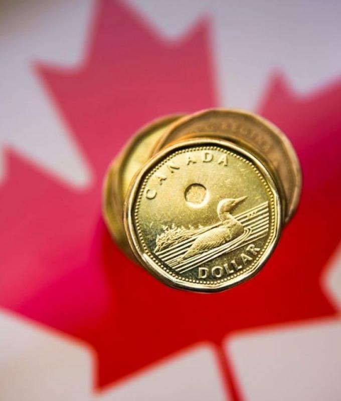 Canadian dollar steadies after jobs data was not enough to spark uptrend