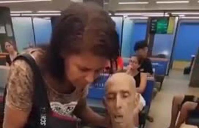 A woman put her uncle’s corpse in a wheelchair and took him to the bank to ask for a loan