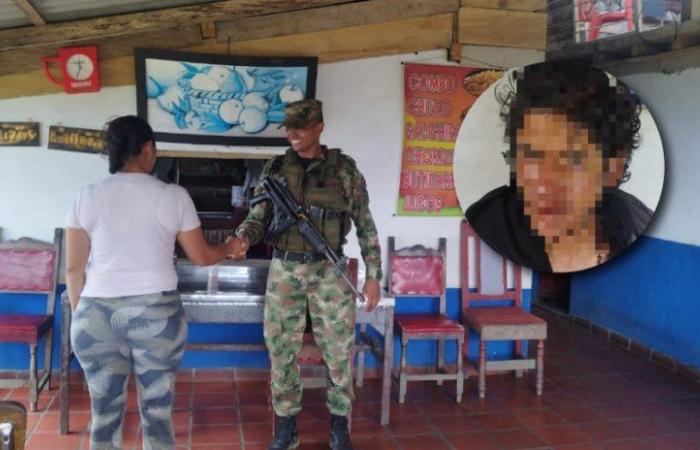 They seized a machete and a knife from a man who disrupted coexistence in the neighborhood of El Carmen